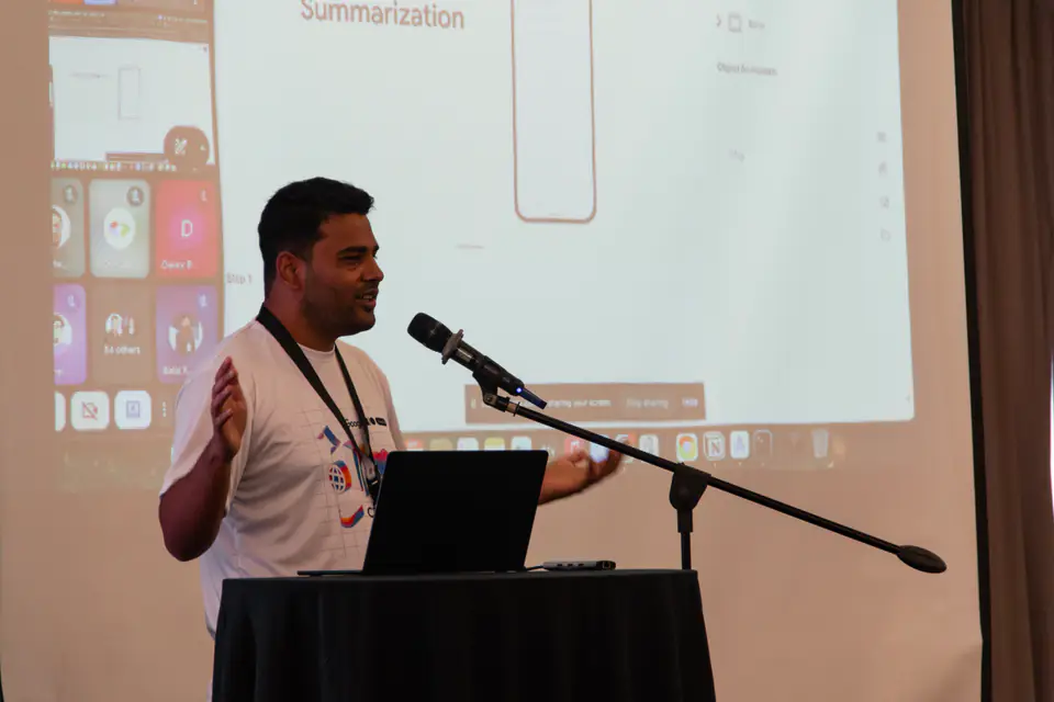 Belal Khan presenting a mobile AI demonstration at a developer event